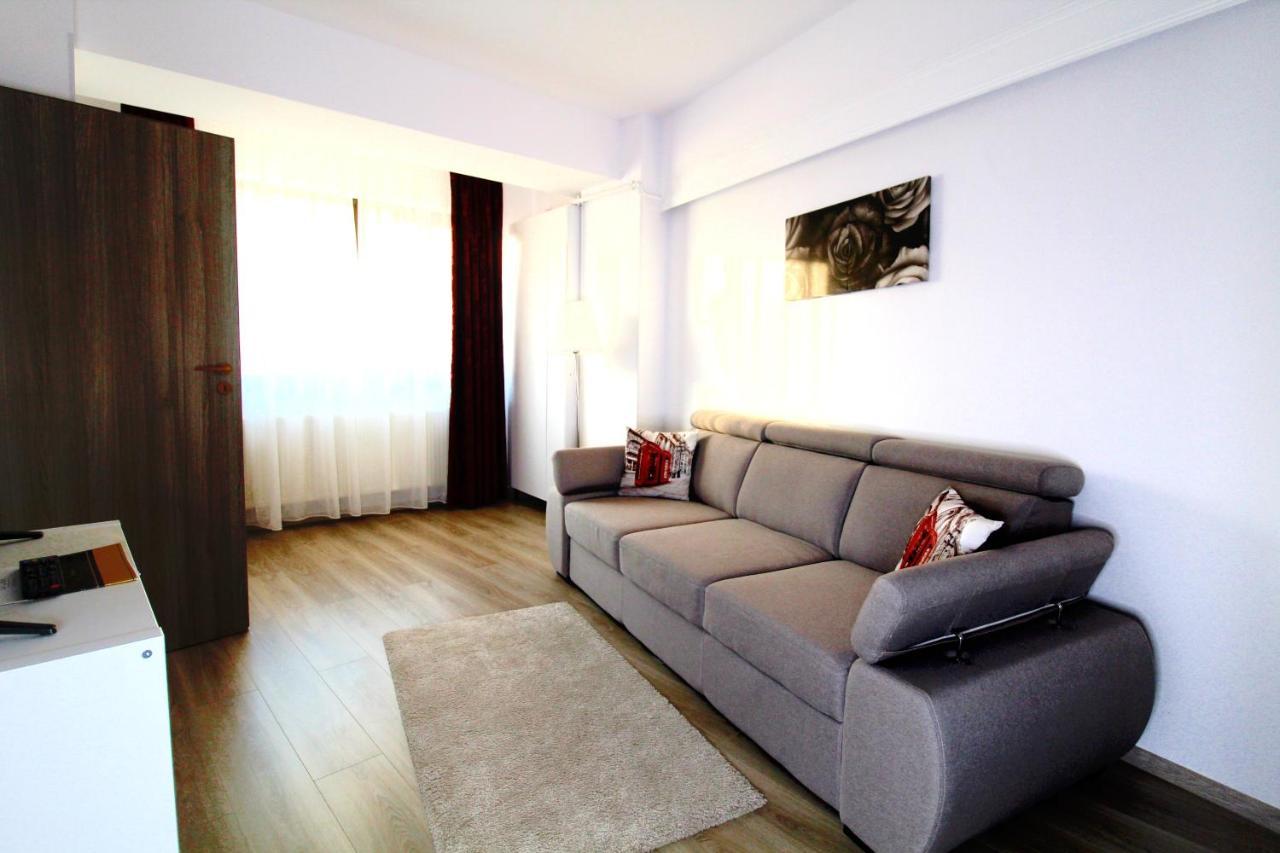 Hotel La Casa 3*